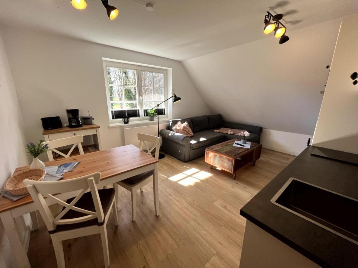 Ferienwohnung Lasse In Вик Екстериор снимка